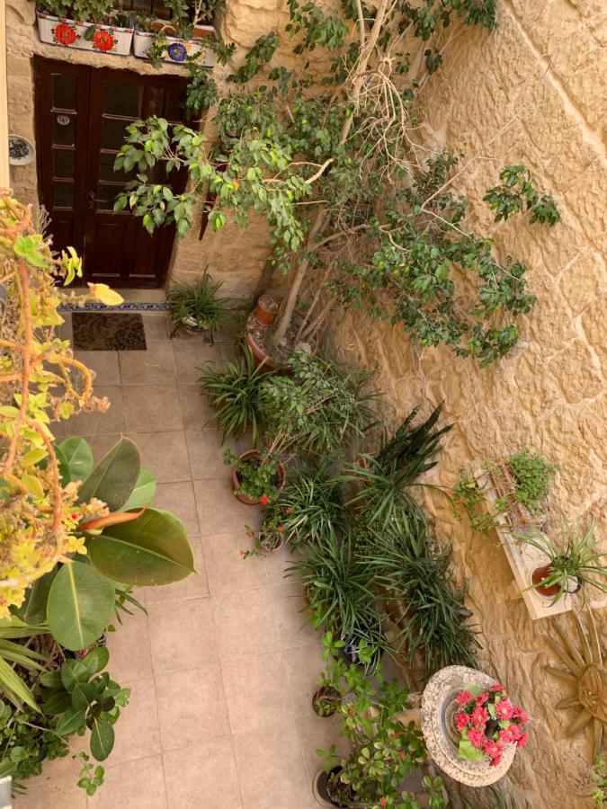 Bed and Breakfast Knights In Malta à Naxxar Extérieur photo