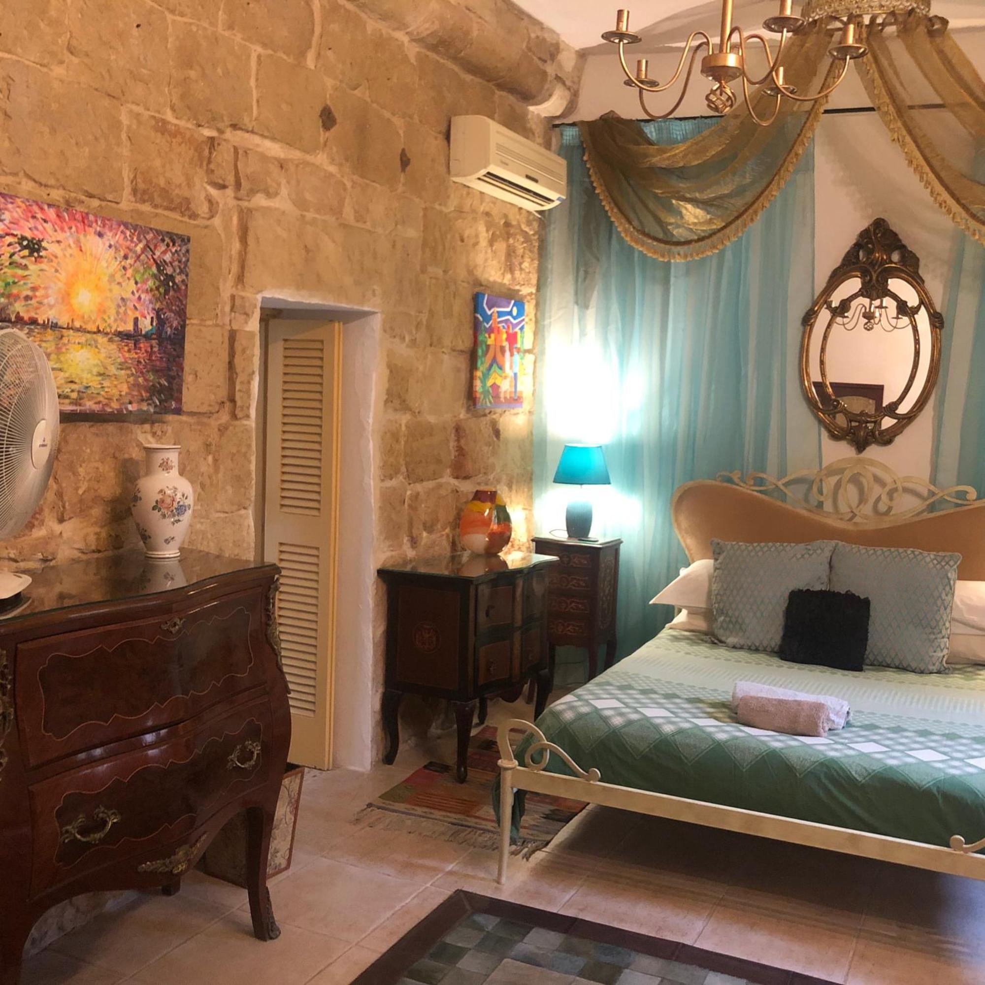 Bed and Breakfast Knights In Malta à Naxxar Extérieur photo