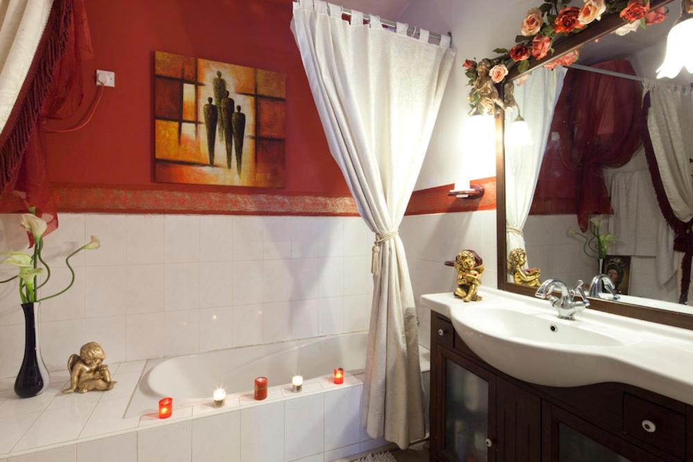 Bed and Breakfast Knights In Malta à Naxxar Extérieur photo